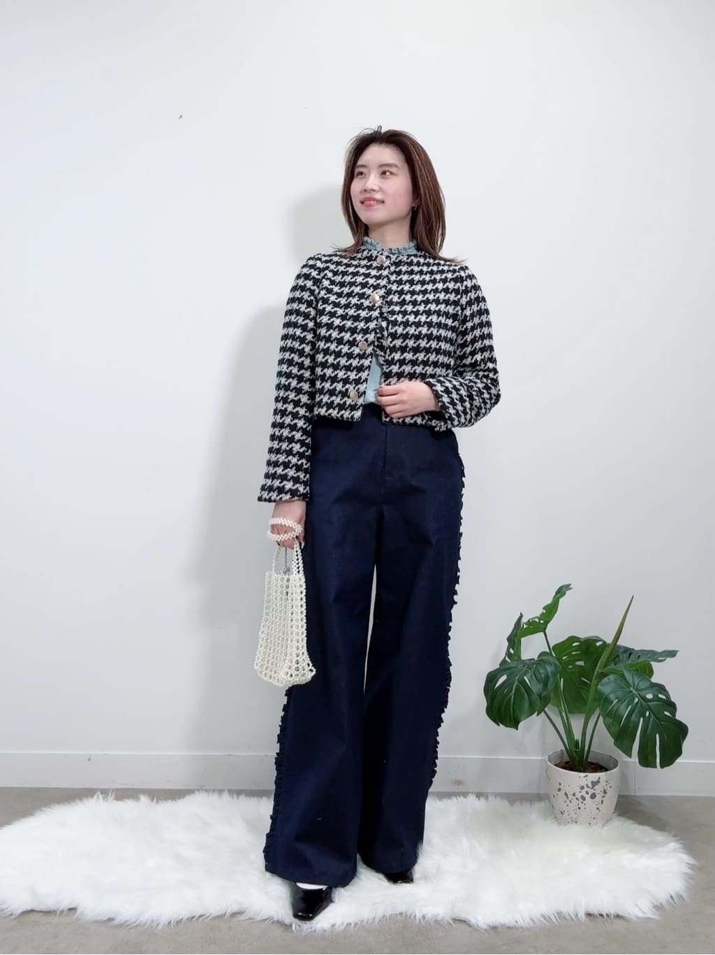 Suma Una本部スタッフさんの「SunaUna｜【COLLECTION LINE】フリルデニム」を使ったコーディネート