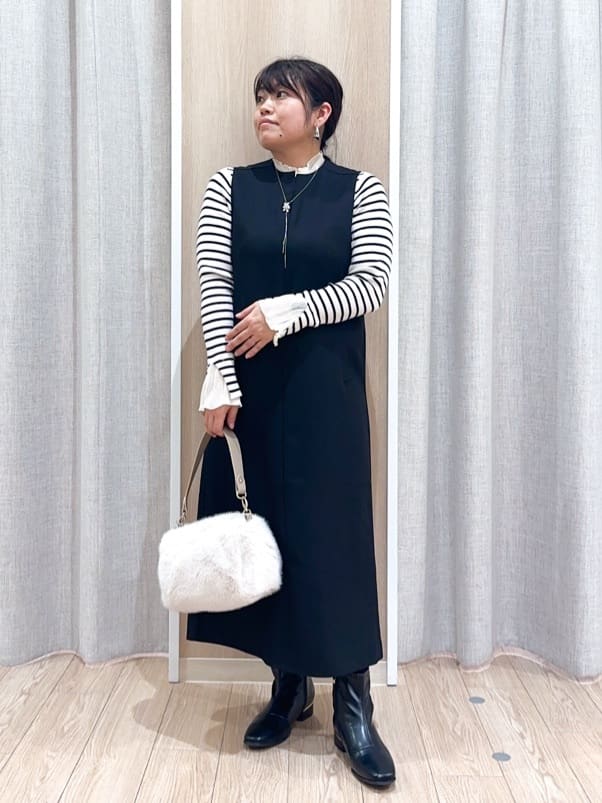 naoさんの「grove｜【2WAY/美シルエット】着こなし自在のジャンドレワンピース」を使ったコーディネート