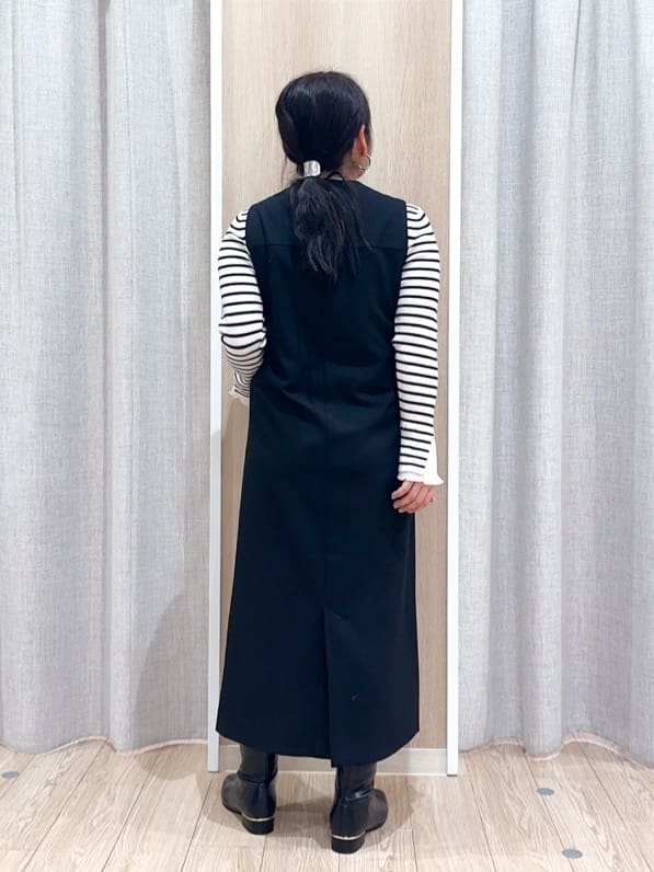 naoさんの「grove｜【2WAY/美シルエット】着こなし自在のジャンドレワンピース」を使ったコーディネート