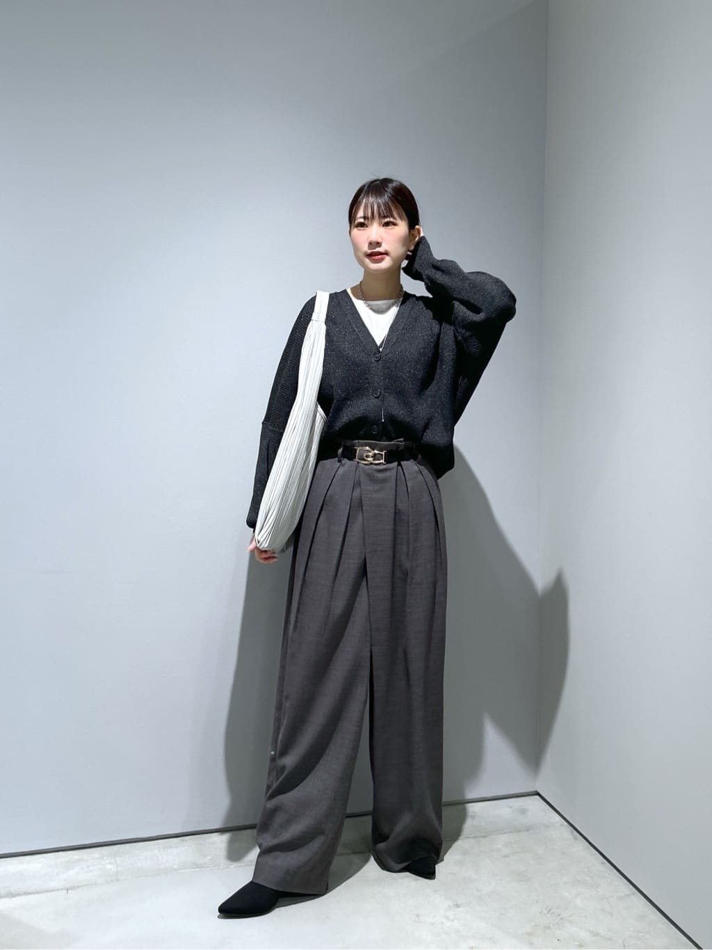 Renoさんの「INDIVI｜センタータックメランジワイドパンツ」を使ったコーディネート