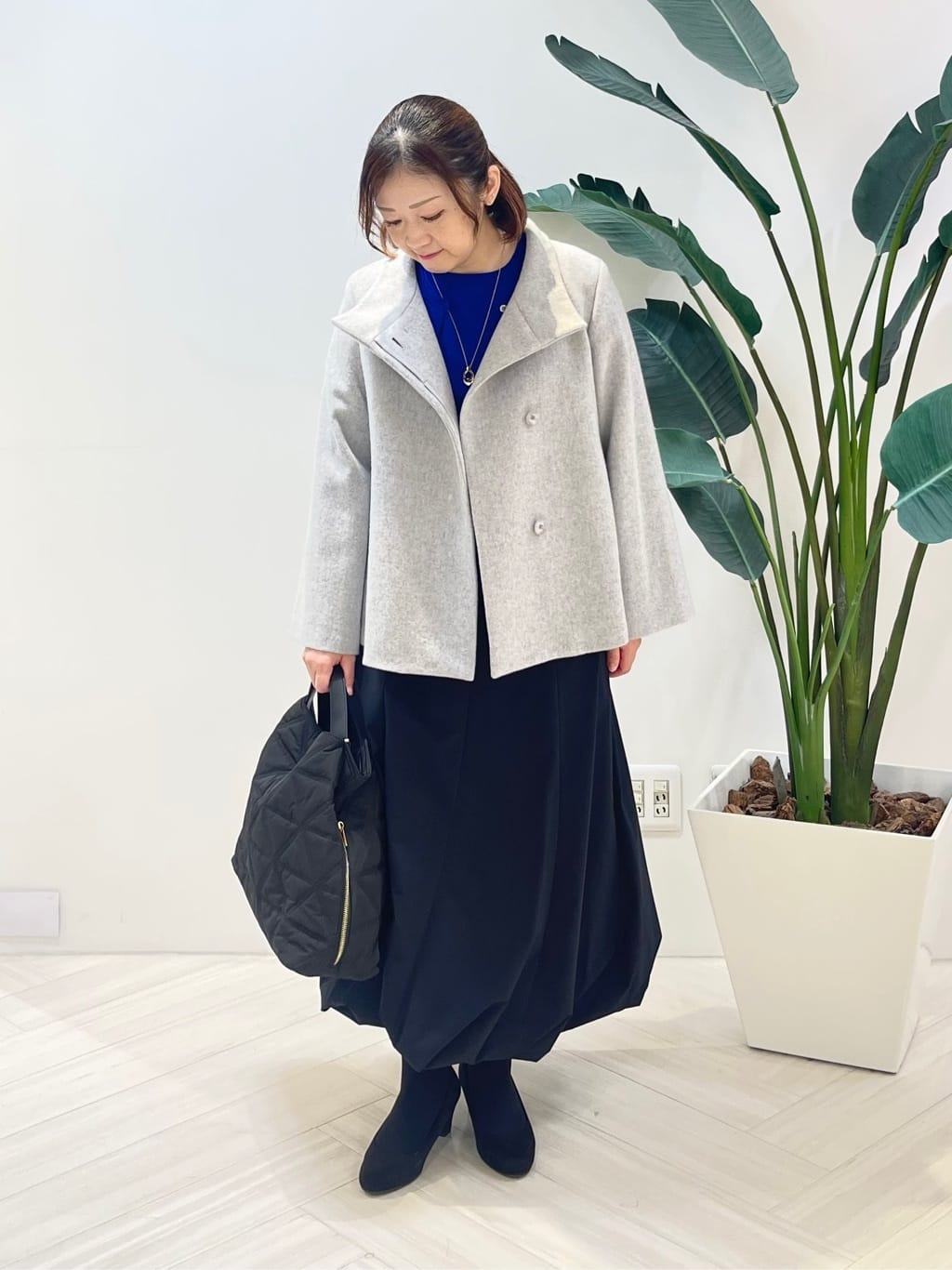 Tomoさんの「UNTITLED｜【着回しが効く／オンオフアウター】ウールショートコート」を使ったコーディネート