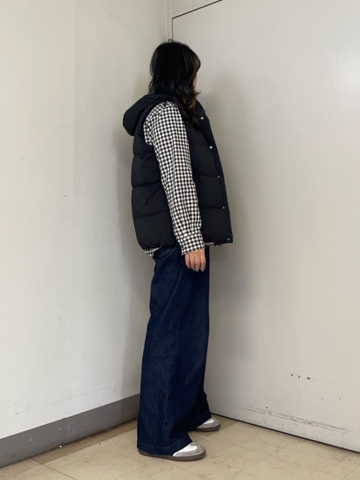 iwさんの「TAKEO KIKUCHI｜【袖取り外し可】デタッチャブル ダウンブルゾン」を使ったコーディネート