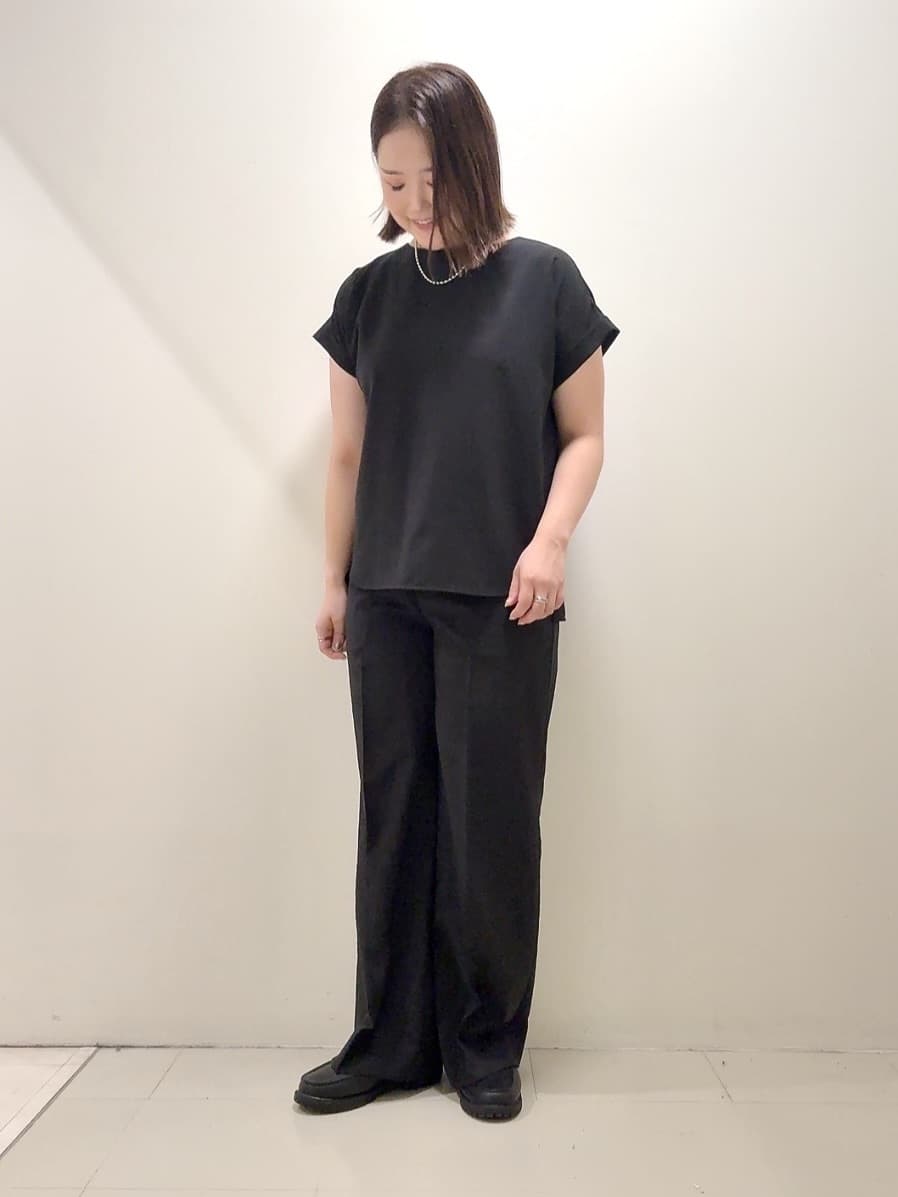 YUIさんの「UNTITLED｜【アンサンブル可/洗える/ボタンなし】シルクウールカシミヤ 着流しカーディガン」を使ったコーディネート