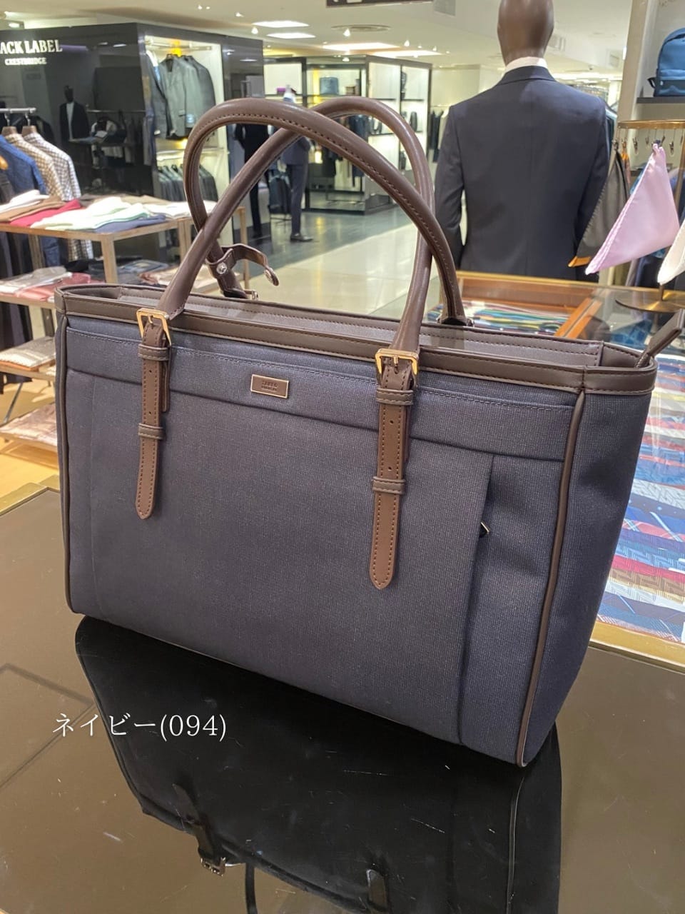 小南大和さんの「TAKEO KIKUCHI｜メランジピンヘッド ブリーフトート」を使ったコーディネート
