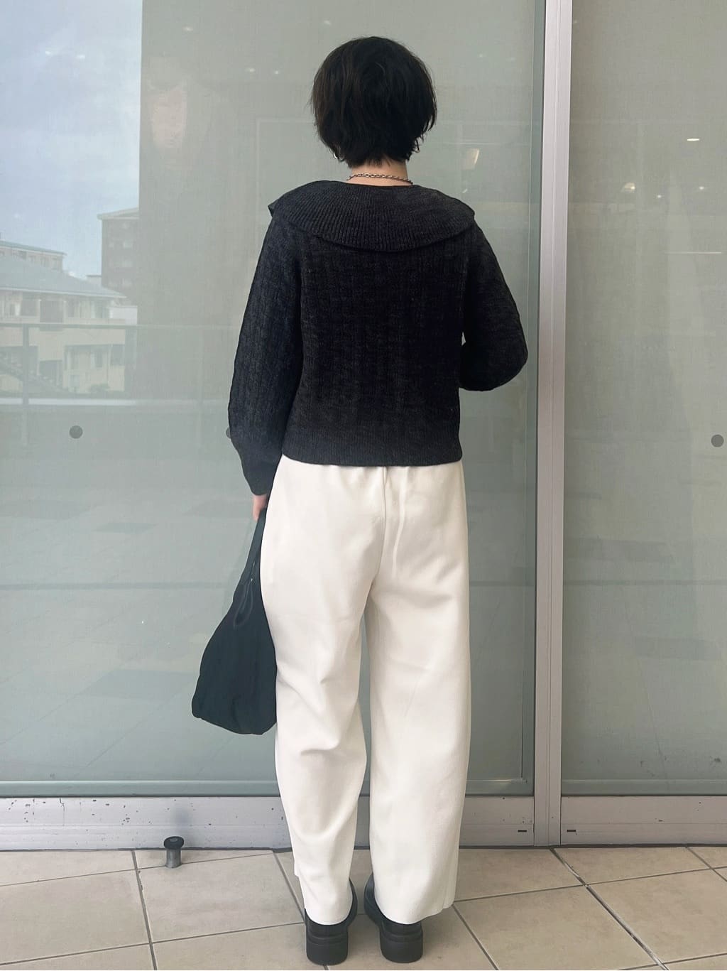 yo-koさんの「OPAQUE.CLIP｜ビック襟ケーブルニット【洗濯機OK／抗ピル】」を使ったコーディネート
