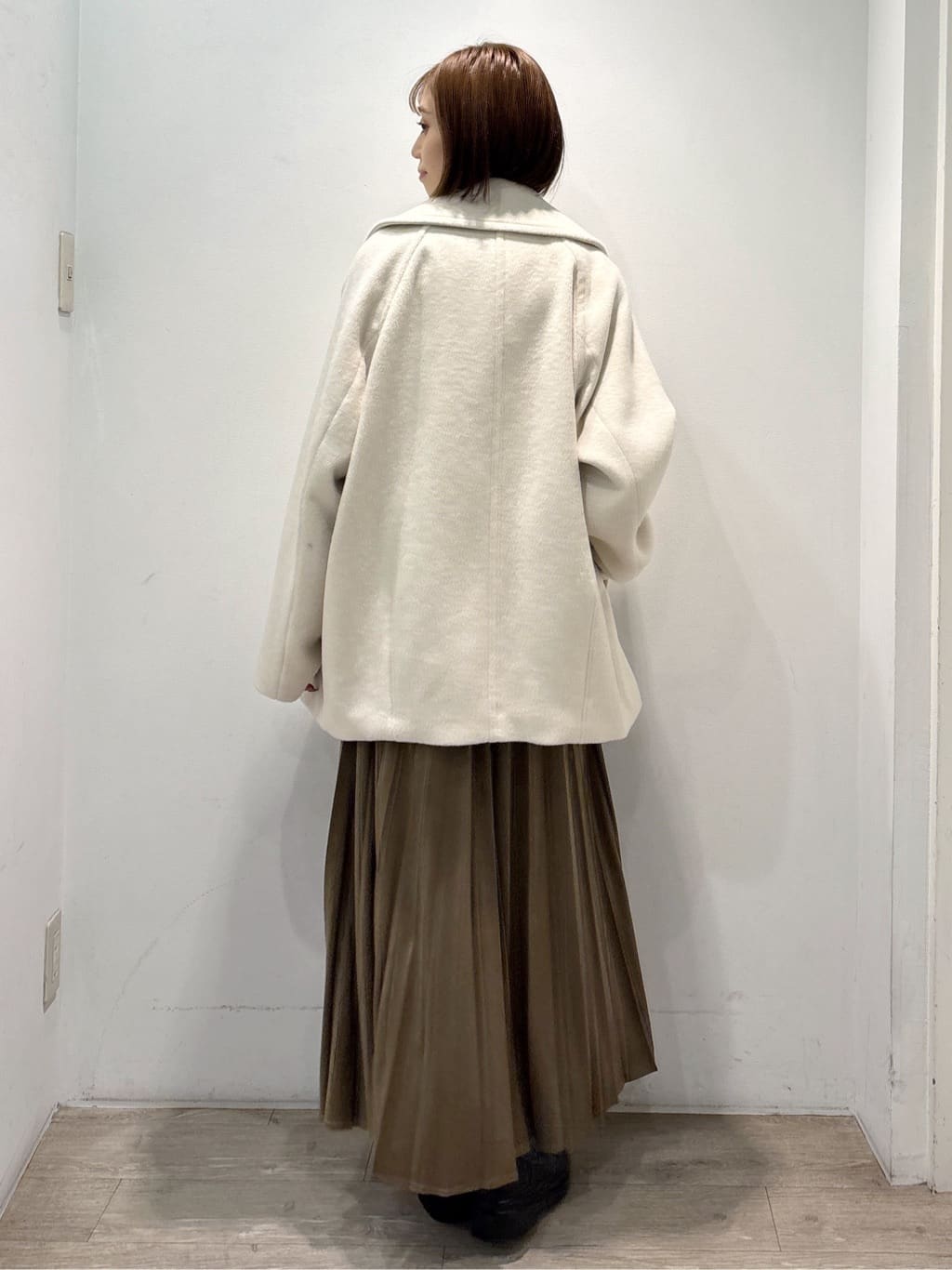 ぶまりんさんの「OPAQUE.CLIP｜カシミヤブレンドウールミドルピーコート」を使ったコーディネート