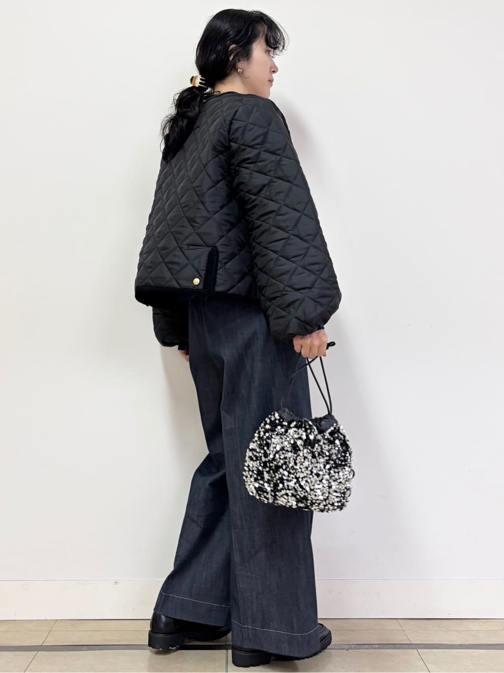 YOKOTAさんの「DRESSTERIOR｜◆ERICKA NICOLAS BEGAY（エリッカ ニコラス ビゲイ）【別注】ゴールドチョーカー」を使ったコーディネート