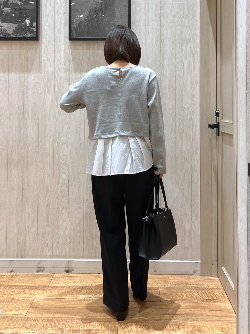 shirayuuuさんの「SHOO･LA･RUE｜【S-LL】気になる腰回りをカバー レイヤード風ドッキングトップス」を使ったコーディネート