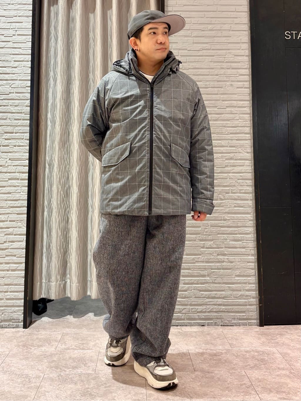 Pーyamaさんの「THE SHOP TK｜【軽くて、暖かい】SORONA／ソロナ 中綿ブルゾン 防風/軽量/洗濯機OK/フード脱着可」を使ったコーディネート