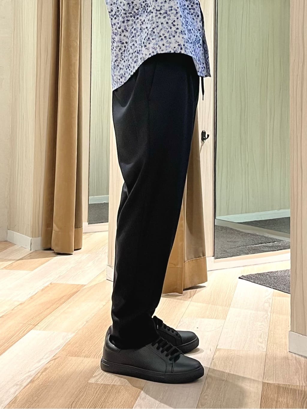 URAさんの「TAKEO KIKUCHI｜【Made in JAPAN】ビッグチェック＆スライドパズル柄 ニット」を使ったコーディネート