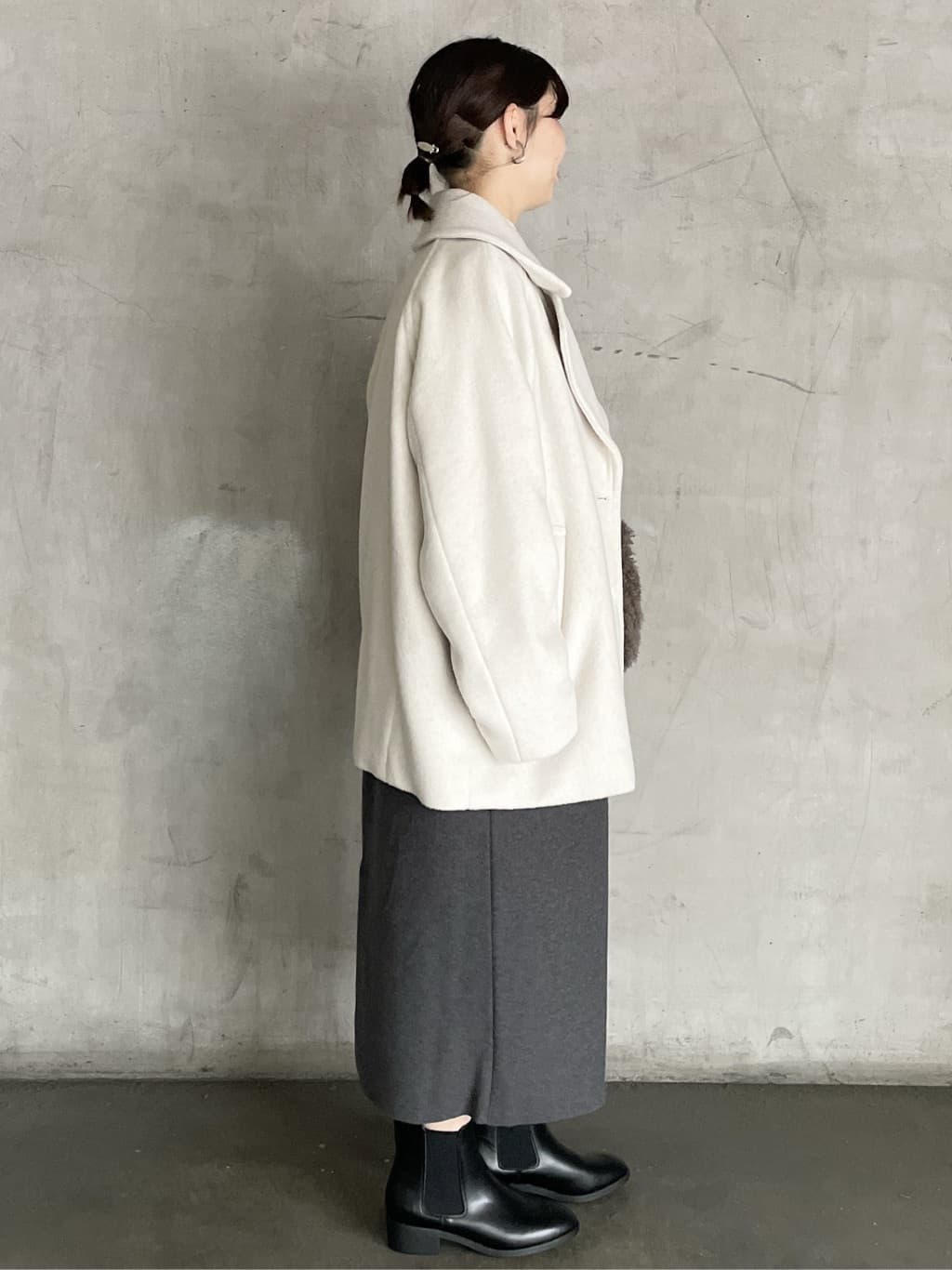 tomokoさんの「OPAQUE.CLIP｜カシミヤブレンドウールミドルピーコート」を使ったコーディネート