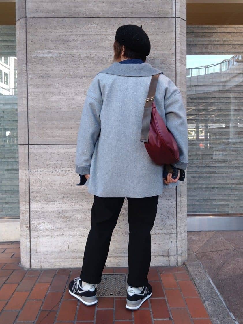 ヒロコジさんの「SHOO･LA･RUE｜【高レビュー/洗濯機可/SS-LL】あったか裏起毛 のびのびストレッチ テーパードパンツ」を使ったコーディネート