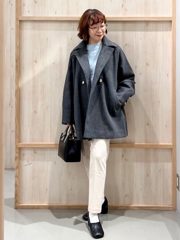 nakoさんの「THE SHOP TK｜クラシカルな装い ウールライクスタンドカラーコート」を使ったコーディネート