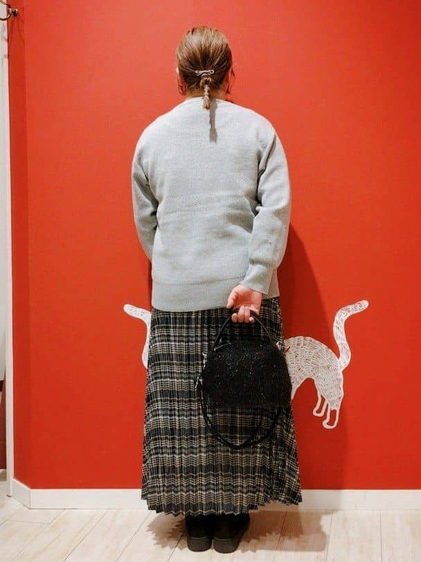 みぃーこさんの「SHOO･LA･RUE｜【S-LL】すっきり魅せてくれる チェックプリーツスカート」を使ったコーディネート