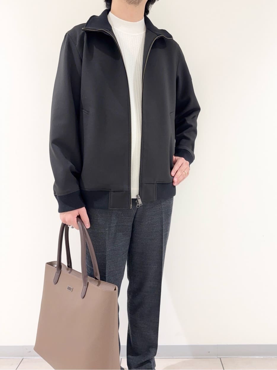 及川さんの「TAKEO KIKUCHI｜【JUST ONE LAYER】ダウンファブリック ジップアップ リブ ブルゾン」を使ったコーディネート