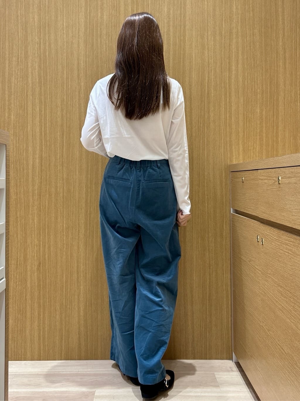 maiさんの「OPAQUE.CLIP｜ループヤーンニットベスト【洗濯機OK】」を使ったコーディネート