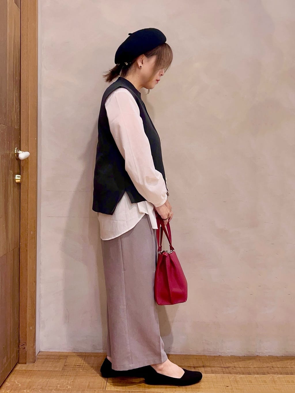 まるぷーさんの「SHOO･LA･RUE｜【着丈選べる】大人のきれいめスタイルに ウールフィール ワイドパンツ」を使ったコーディネート