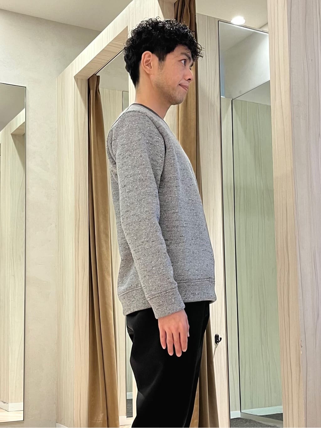 URAさんの「TAKEO KIKUCHI｜【袖取り外し可】デタッチャブル ダウンブルゾン」を使ったコーディネート