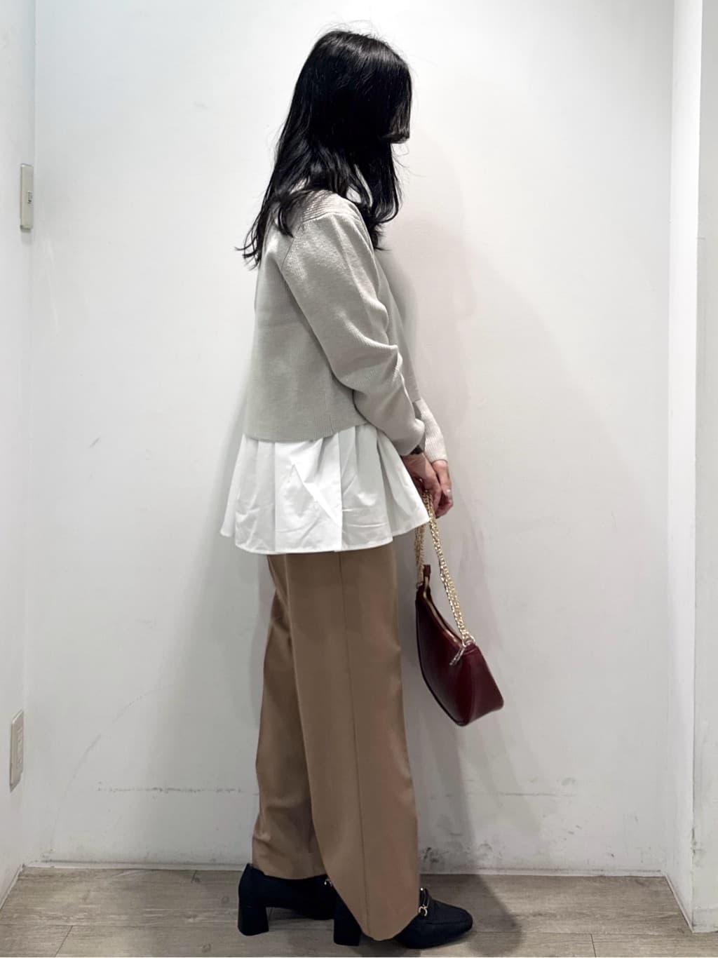 yuicciさんの「OPAQUE.CLIP｜《ツインセット》ショートラメニット&times;フレアタンクトップ【洗濯機OK】」を使ったコーディネート