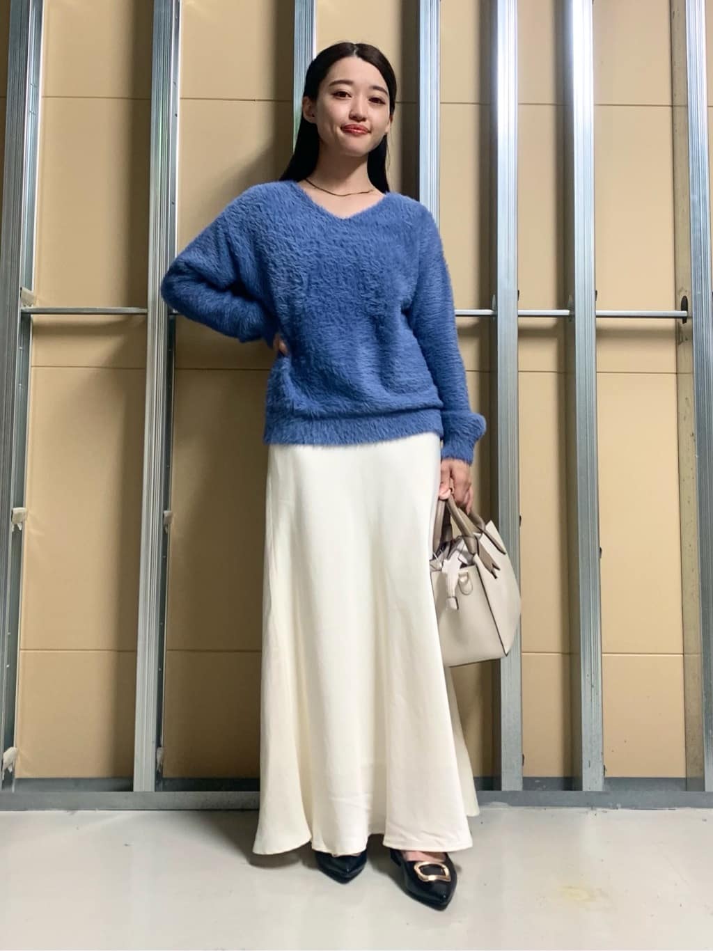 sahoさんの「THE SHOP TK｜【華やかで柔らか】ふわふわフェザーニット/洗える・前後2WAY」を使ったコーディネート