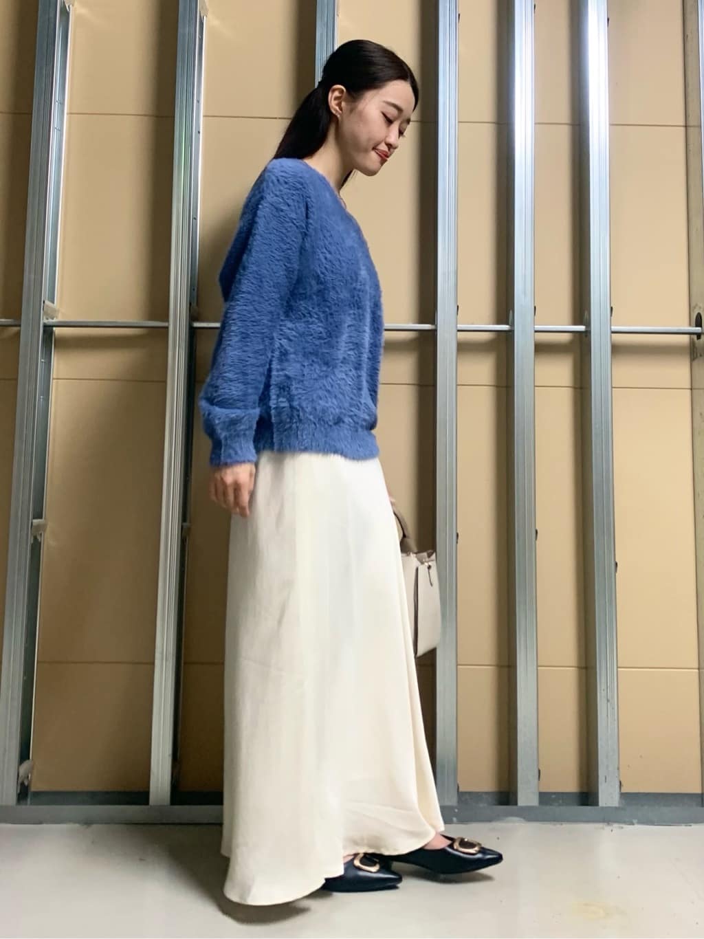 sahoさんの「THE SHOP TK｜【華やかで柔らか】ふわふわフェザーニット/洗える・前後2WAY」を使ったコーディネート