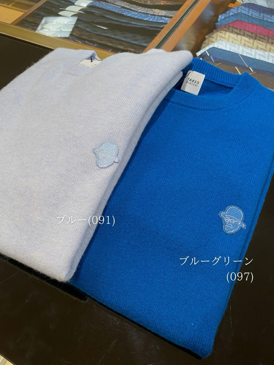 小南大和さんの「TAKEO KIKUCHI｜【Air Palette Knit】ワンポイント カラーニット プルオーバー」を使ったコーディネート