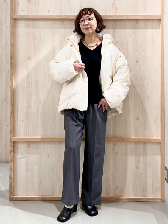 nakoさんの「THE SHOP TK｜ダウンジャケット」を使ったコーディネート