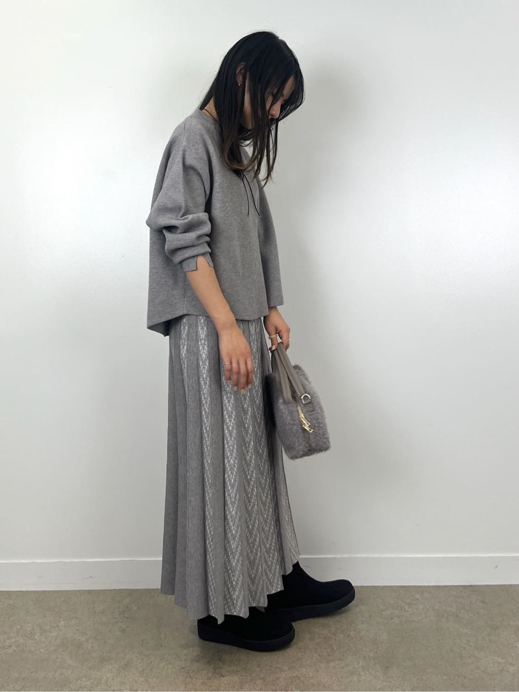 cotaniさんの「SHOO･LA･RUE｜ラメ入り生地ショルダーバッグ」を使ったコーディネート