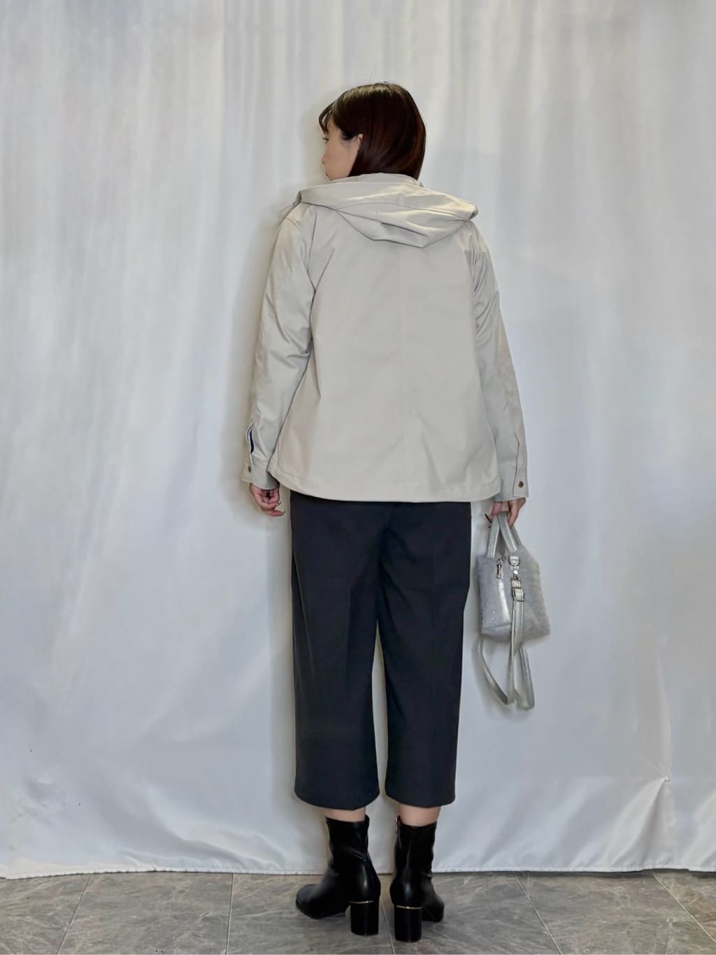 ネリさんの「SHOO･LA･RUE｜【洗濯機可/S-LL】きちんと見えする あったか裏起毛ガウチョパンツ」を使ったコーディネート