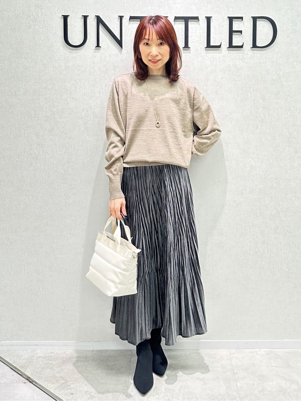 Miwaさんの「UNTITLED｜【アンサンブル可/洗える】シルクウールカシミヤ ドルマンスリーブニット」を使ったコーディネート