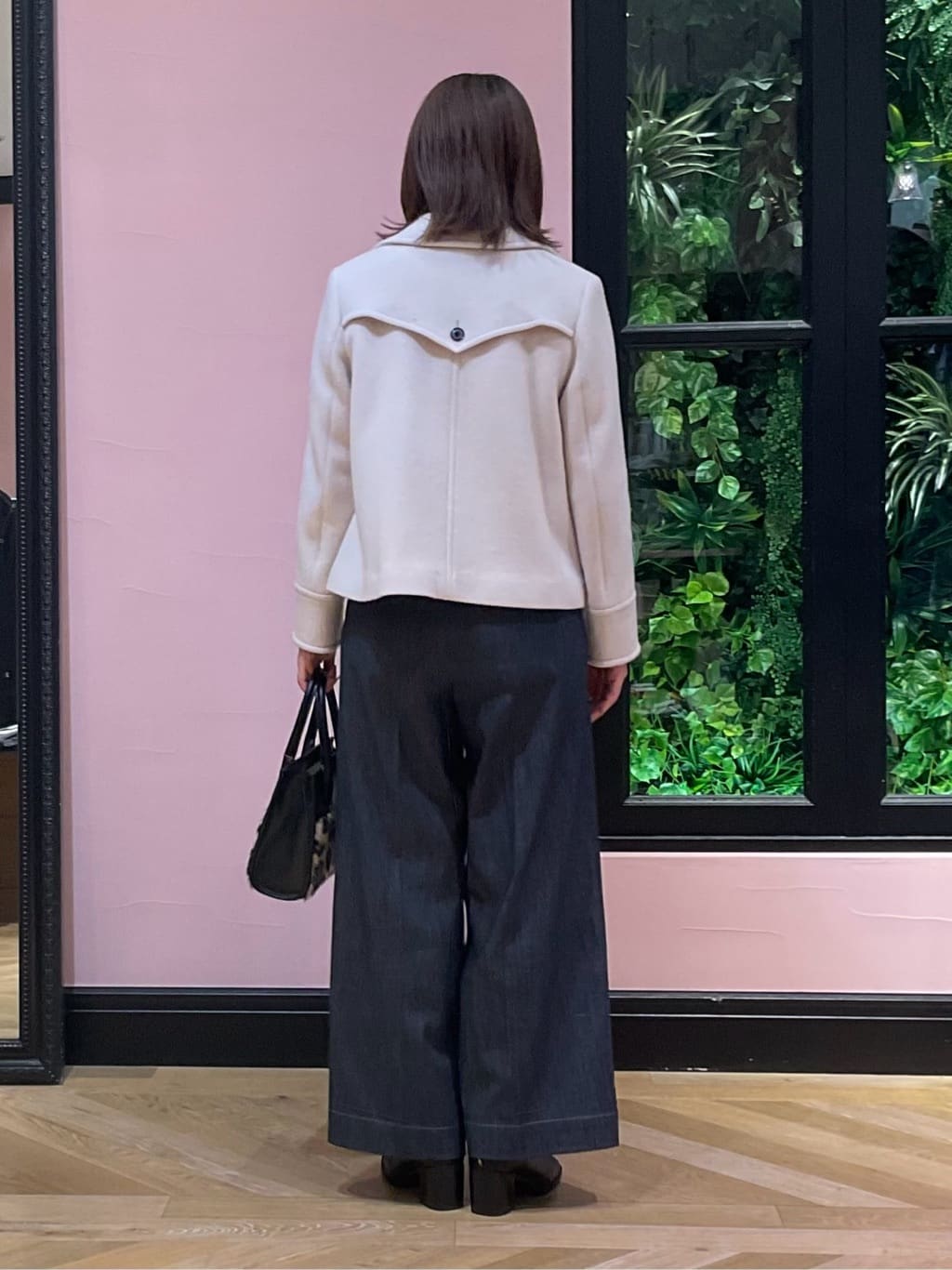 maruさんの「DRESSTERIOR｜シルクブレンドメリノウールリブプルオーバー」を使ったコーディネート