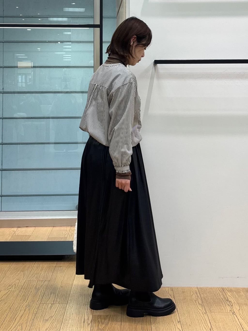 asamiさんの「INDIVI｜【洗える】胸元タックフリル長袖ブラウス」を使ったコーディネート
