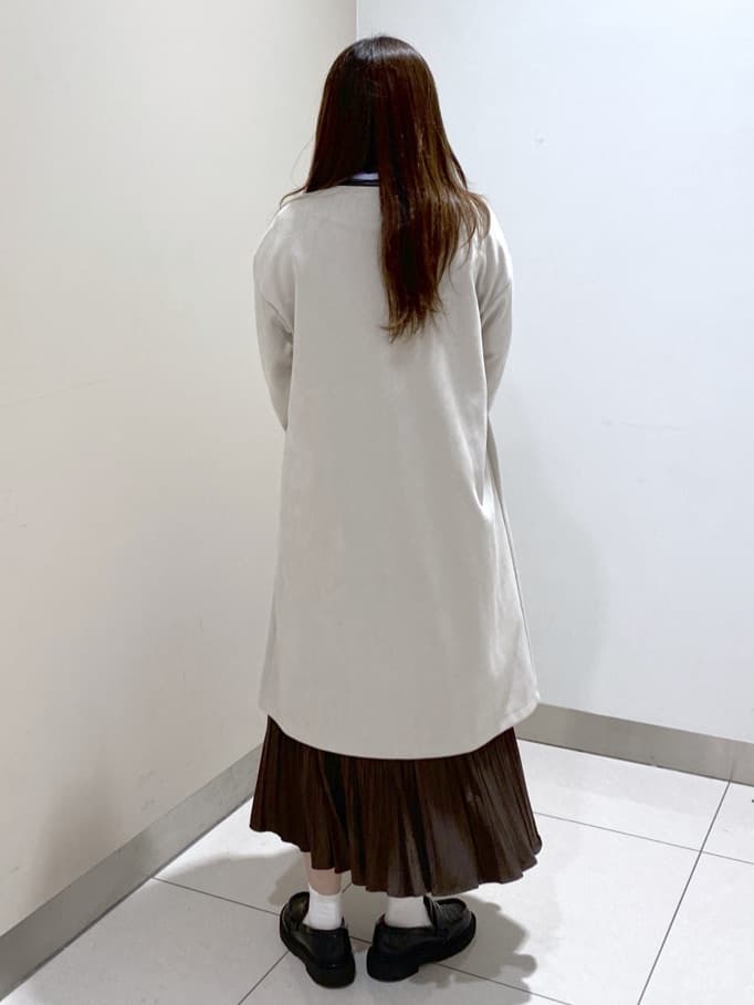 kanaさんの「UNTITLED｜【重ね着レイヤードに】杢調ニットベスト」を使ったコーディネート