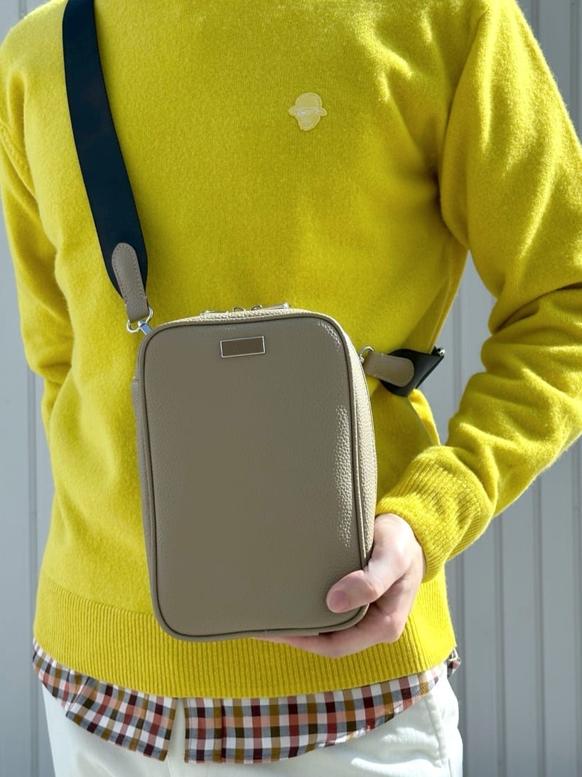 イッシーさんの「TAKEO KIKUCHI｜【Air Palette Knit】ワンポイント カラーニット プルオーバー」を使ったコーディネート