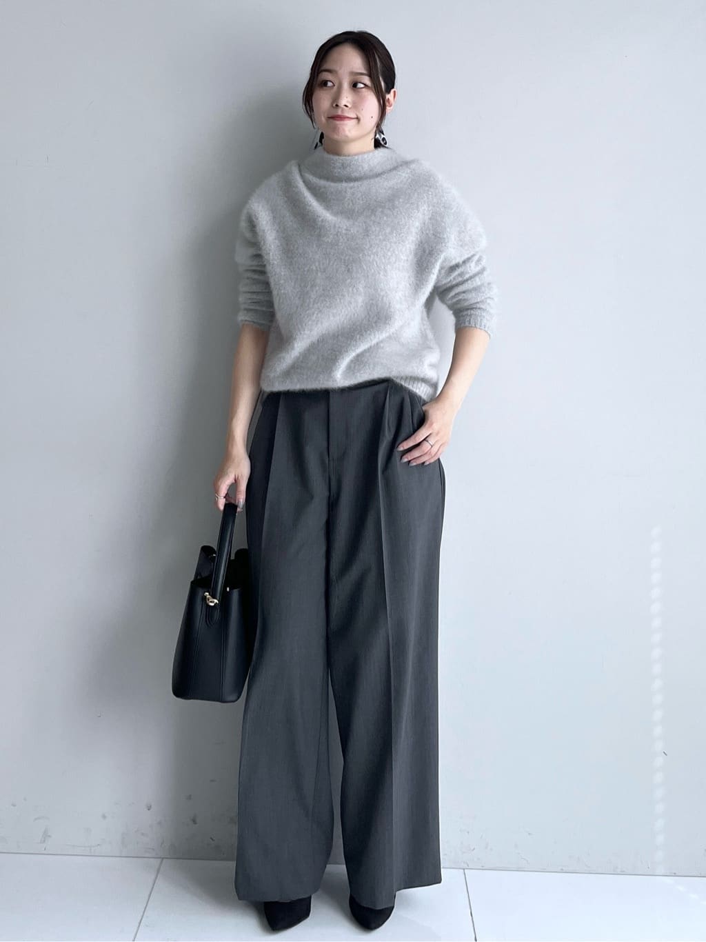 Saekoさんの「UNTITLED｜【大人な品格/ふわふわニット】フォックスカシミヤ コクーンニット」を使ったコーディネート