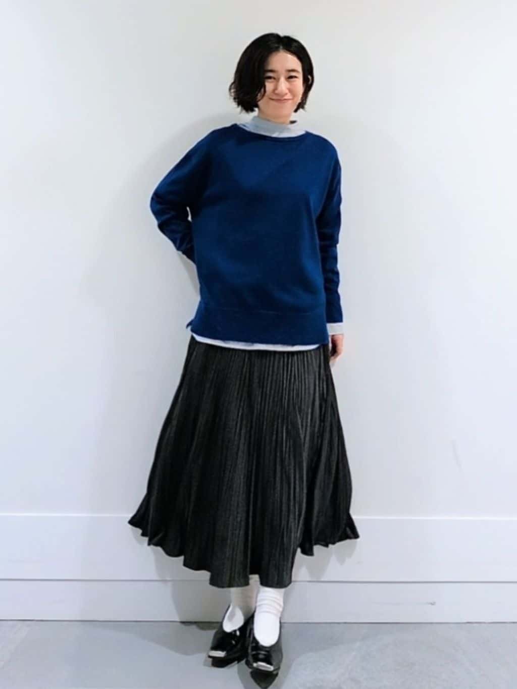 ミズタさんの「UNTITLED｜【8色展開/体型カバー】魅せるタイムレスニット」を使ったコーディネート