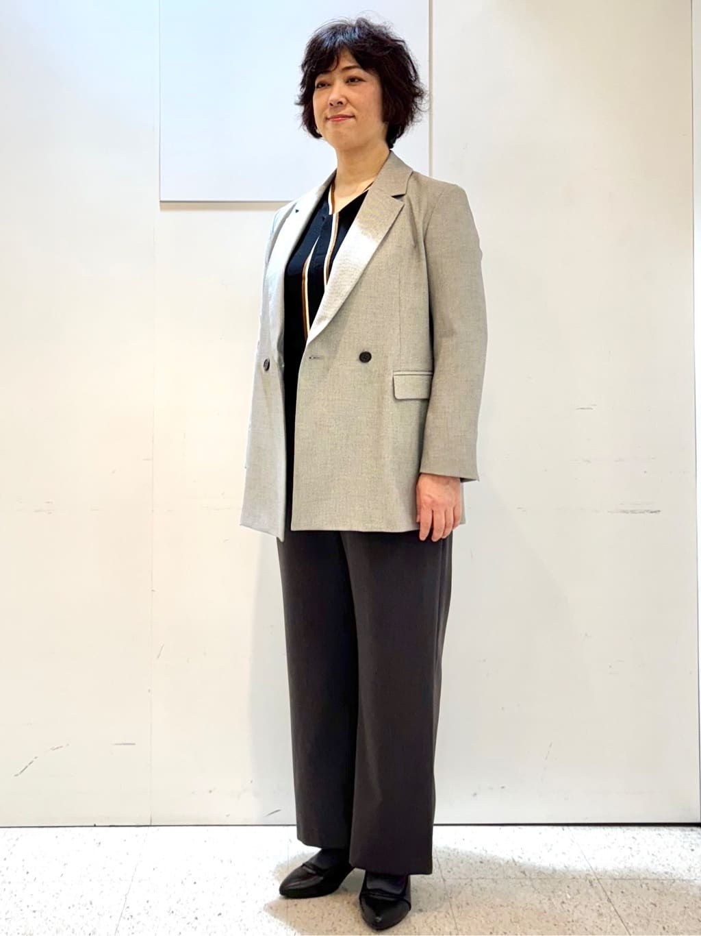 ヤスコさんの「Reflect｜【ウエスト総ゴム／セットアップ可】フルレングスストレートパンツ」を使ったコーディネート