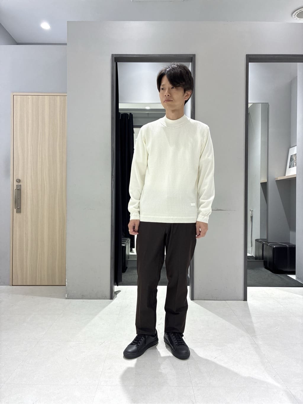 わいずみさんの「TAKEO KIKUCHI｜【JUST ONE LAYER】ダウンファブリック ジップアップ リブ ブルゾン」を使ったコーディネート