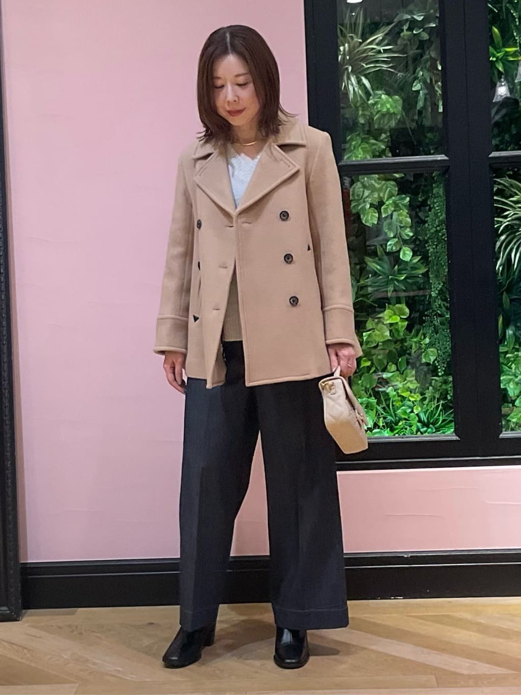 maruさんの「DRESSTERIOR｜アルパカブレンドVネックニット」を使ったコーディネート