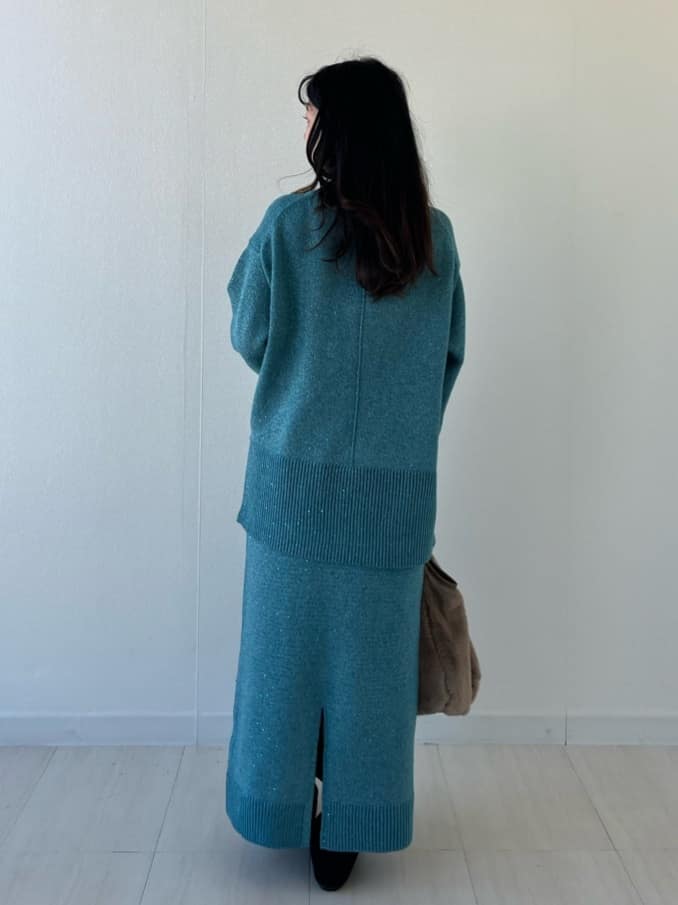 Mori Moriさんの「index｜ラメスパンコールナロースカート／セットアップ対応可【洗濯機OK】」を使ったコーディネート