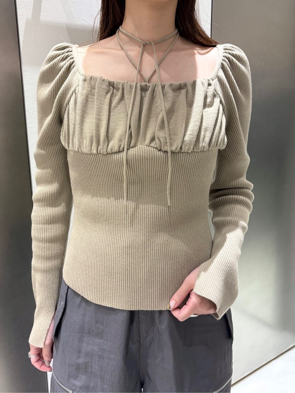 iwamiさんの「CODE A｜Airy volume cargo」を使ったコーディネート
