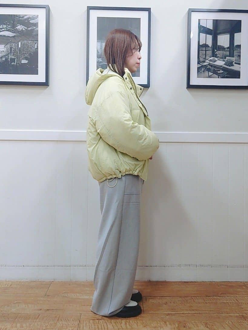 nao.さんの「SHOO･LA･RUE｜ふんわり柔らか ロゴフェザーニット」を使ったコーディネート