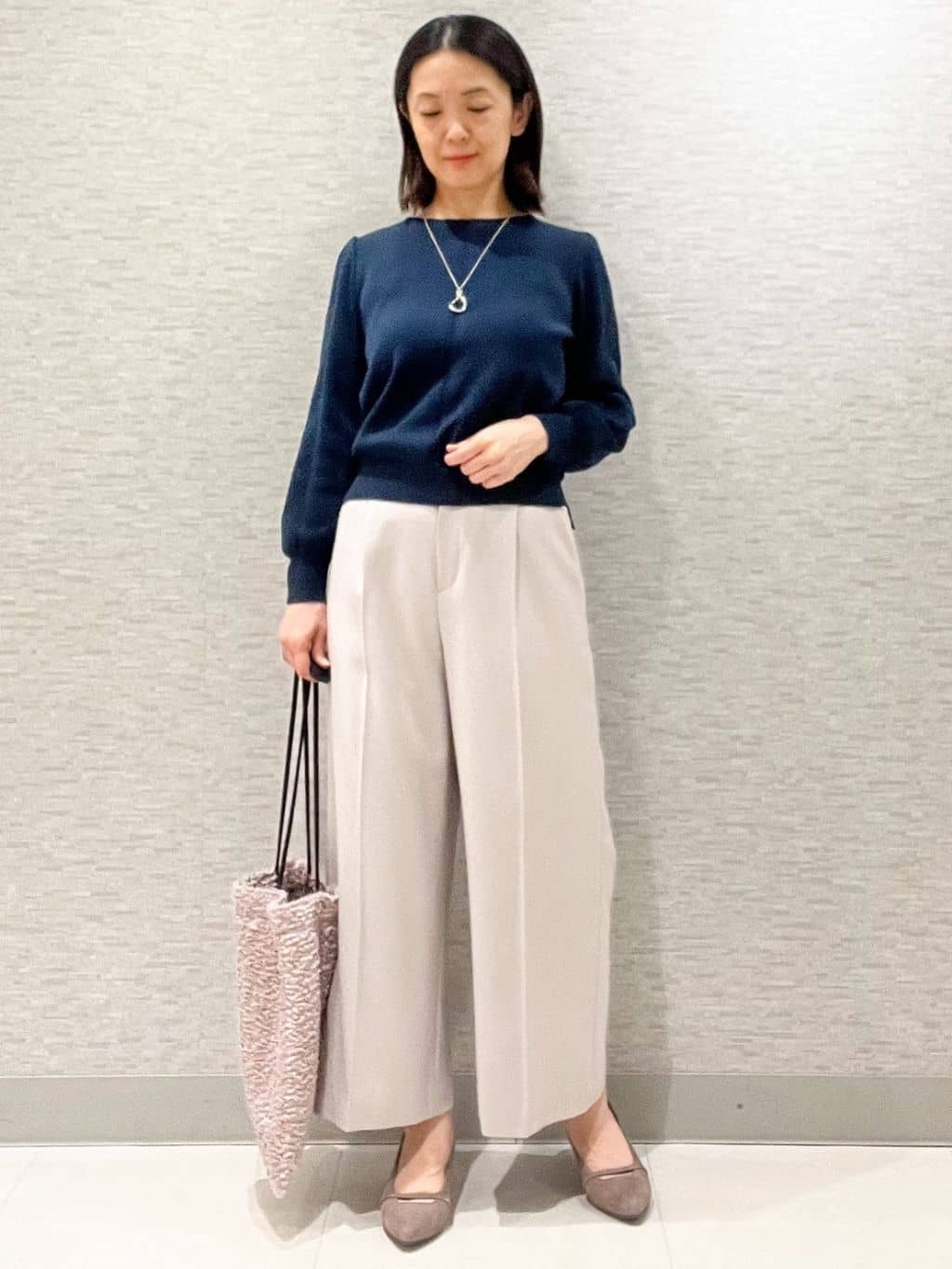 marikoさんの「Reflect｜【選べる8色／スカートにもパンツにも◎】ウール混ボートネックニット」を使ったコーディネート
