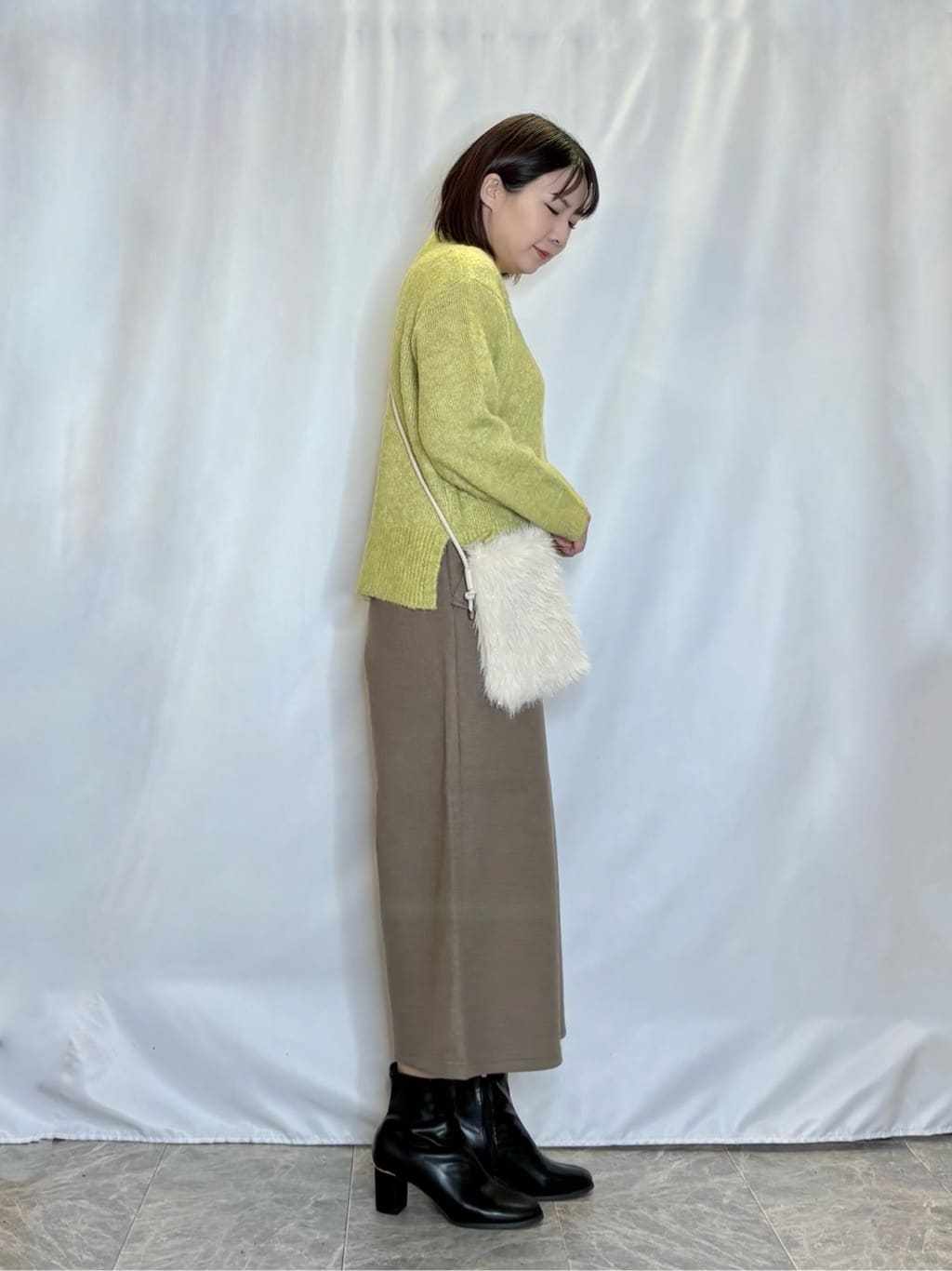 ネリさんの「SHOO･LA･RUE｜【洗濯機可】美脚見え あったか圧縮ニット ガウチョパンツ」を使ったコーディネート