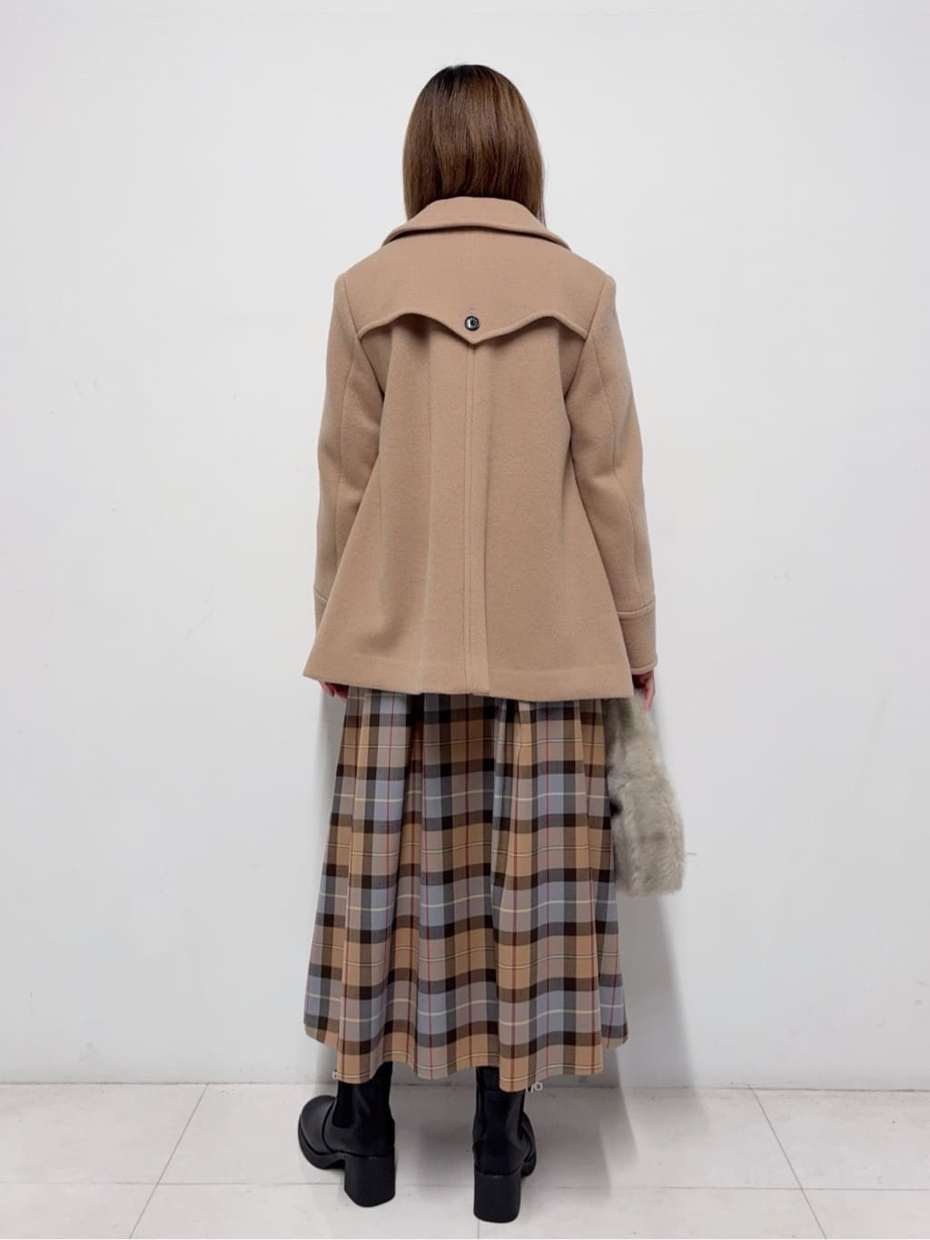 Nishijimaさんの「DRESSTERIOR｜◆アニージャカードニット」を使ったコーディネート