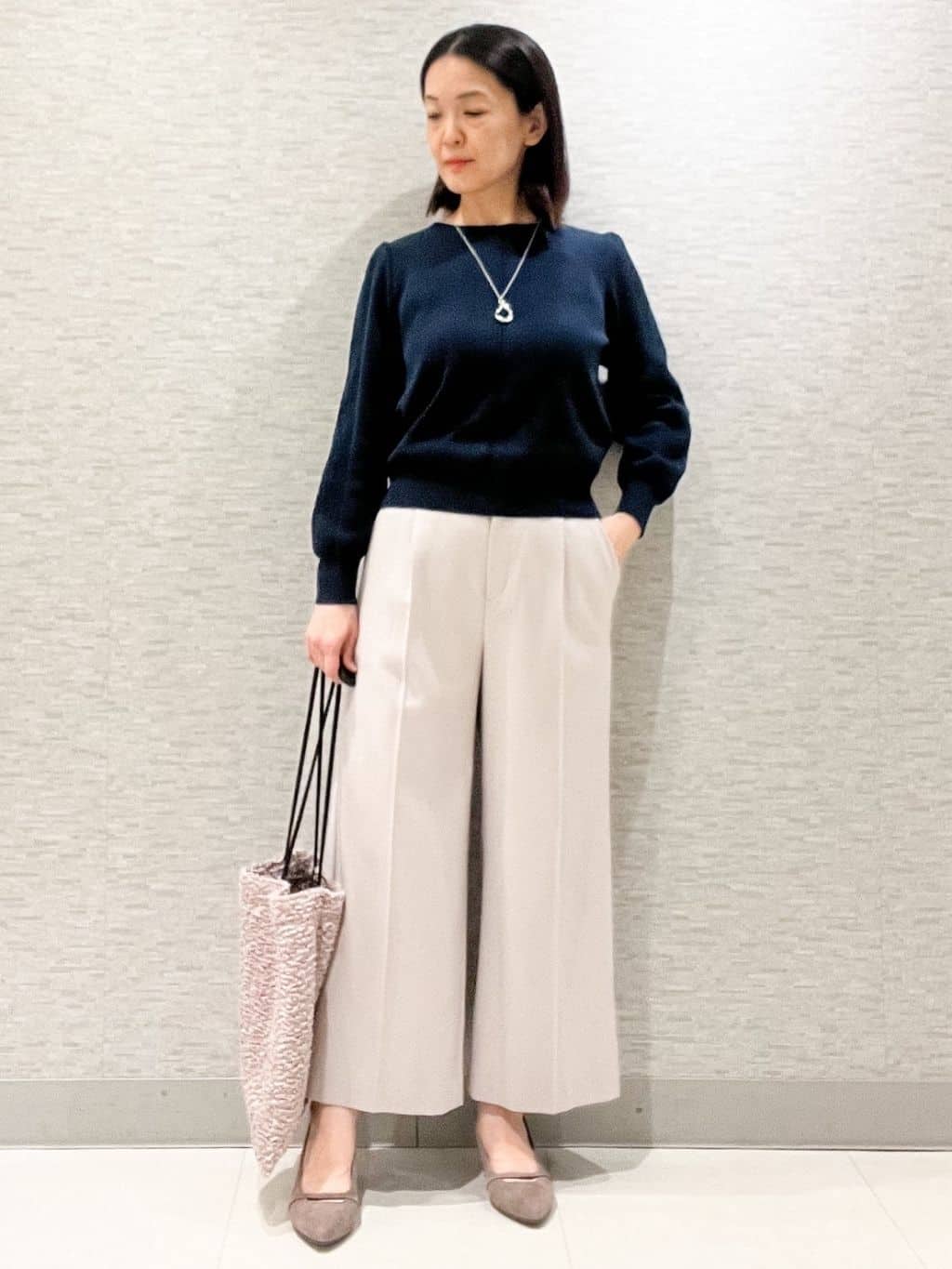 marikoさんの「Reflect｜【選べる8色／スカートにもパンツにも◎】ウール混ボートネックニット」を使ったコーディネート