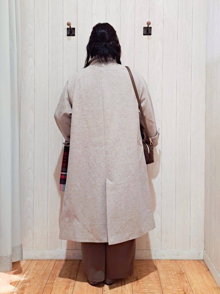 kotomiさんの「SHOO･LA･RUE｜【洗濯機可/S-LL】インせず着られる ふわふわハイネックニット」を使ったコーディネート