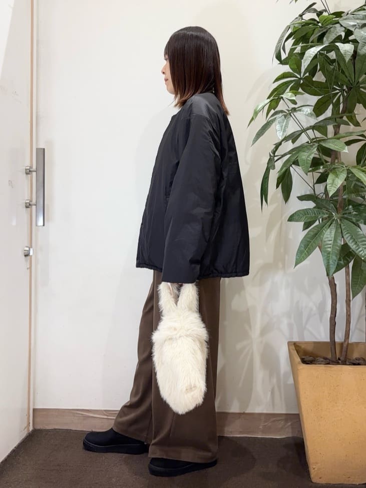 宗形さんの「SHOO･LA･RUE｜【洗濯機可/撥水/リバーシブル】 ノーカラー中綿ブルゾン」を使ったコーディネート