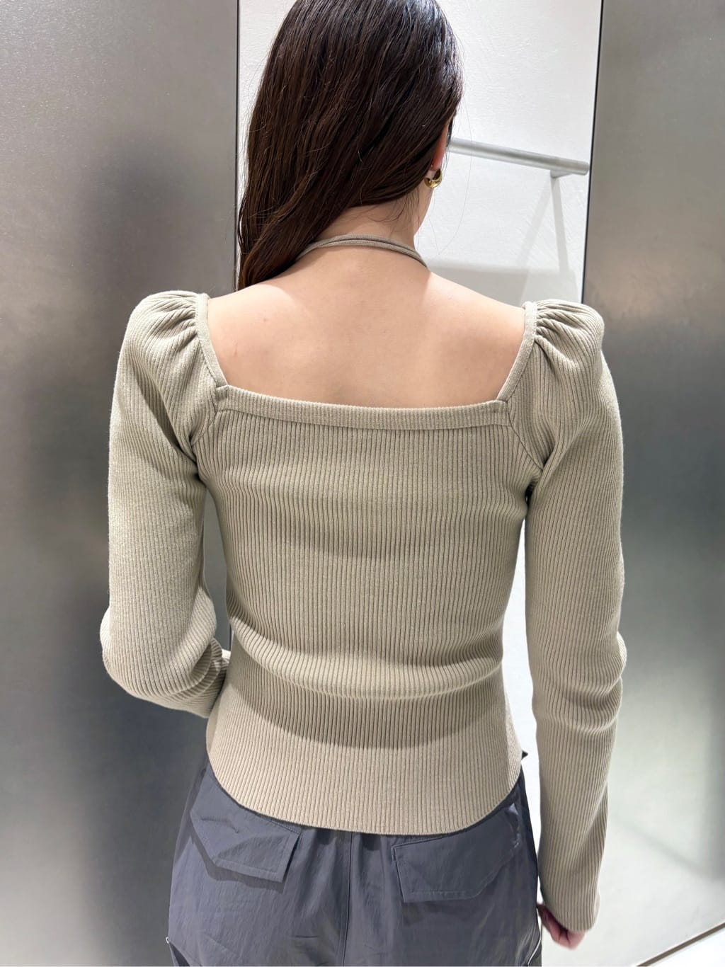iwamiさんの「CODE A｜Airy volume cargo」を使ったコーディネート