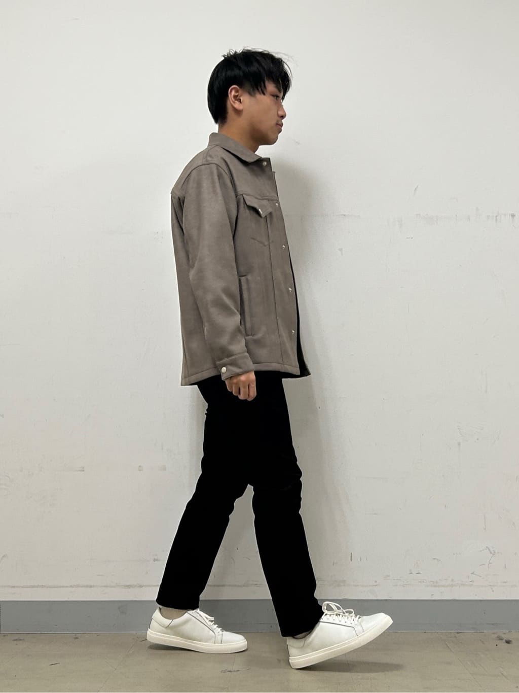 Hiroさんの「TAKEO KIKUCHI｜【Made in JAPAN】ビッグチェック＆スライドパズル柄 ニット」を使ったコーディネート